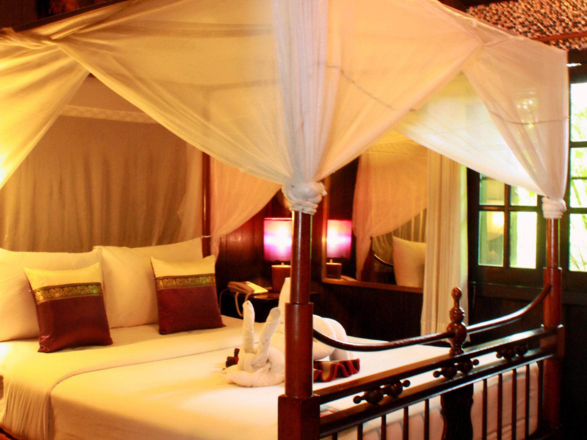 Club One Seven Gaymen Chiang Mai Hotell Exteriör bild
